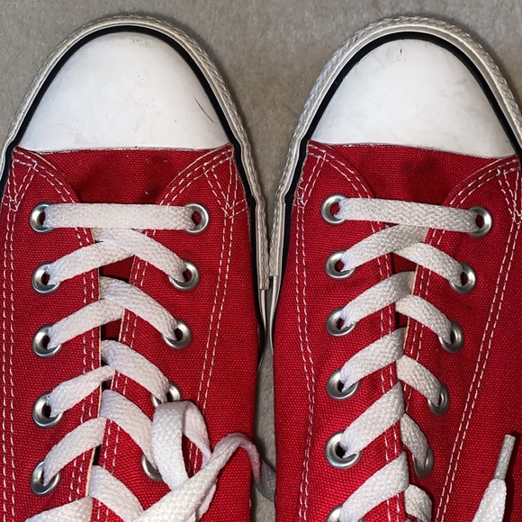 Converse Chuck Taylor sneakers in red canvas Sz 12 EUC - Picture 9 of 9